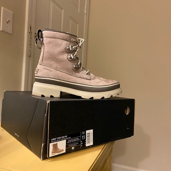 Reduced: Sorel Lennox Street Boot- A waterproof boot in a hiker style! - Picture 10 of 13